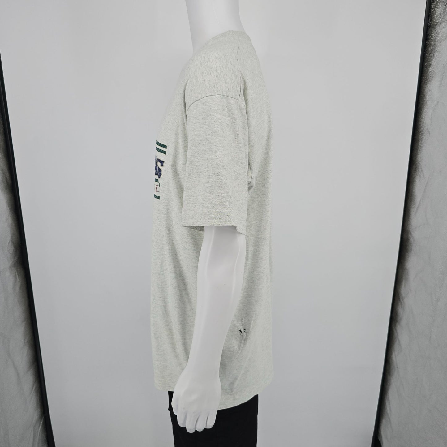 Distressed Vintage 1990s St. Thomas U.S. Virgin Islands Souvenir T-Shirt (XL)