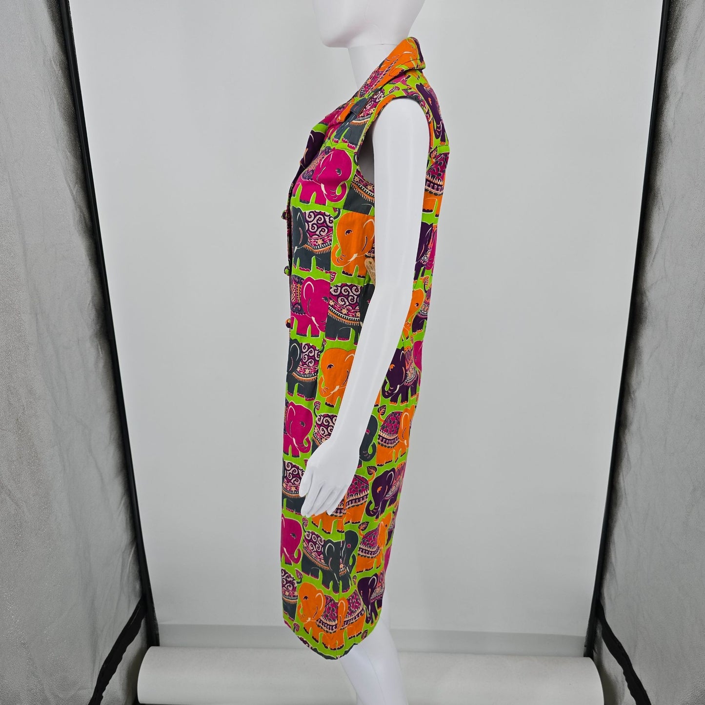 Vintage 1970s Thai Hand Screened Elephant Print Sleeveless A-Line Dress (S/M)