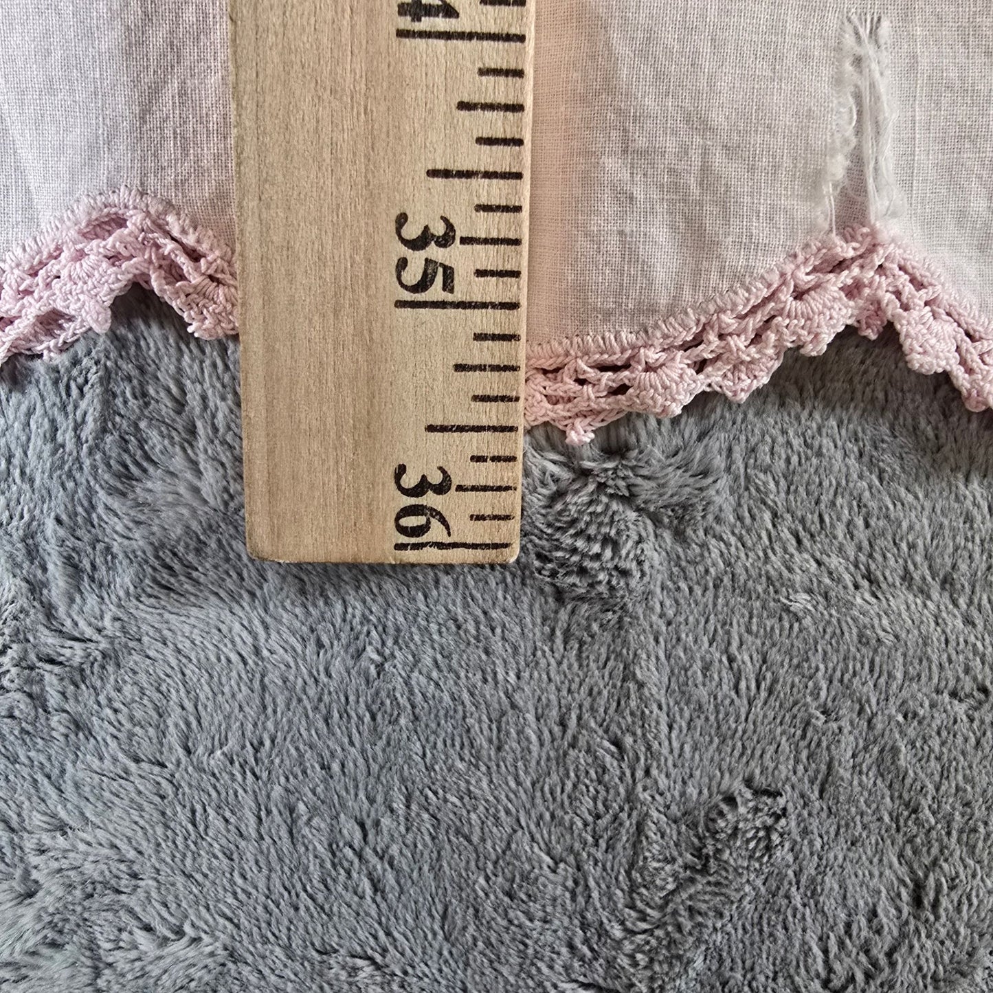 Antique 1920s Handmade Pale Pink Crochet Lace Yoke Cotton Chemise (XL)