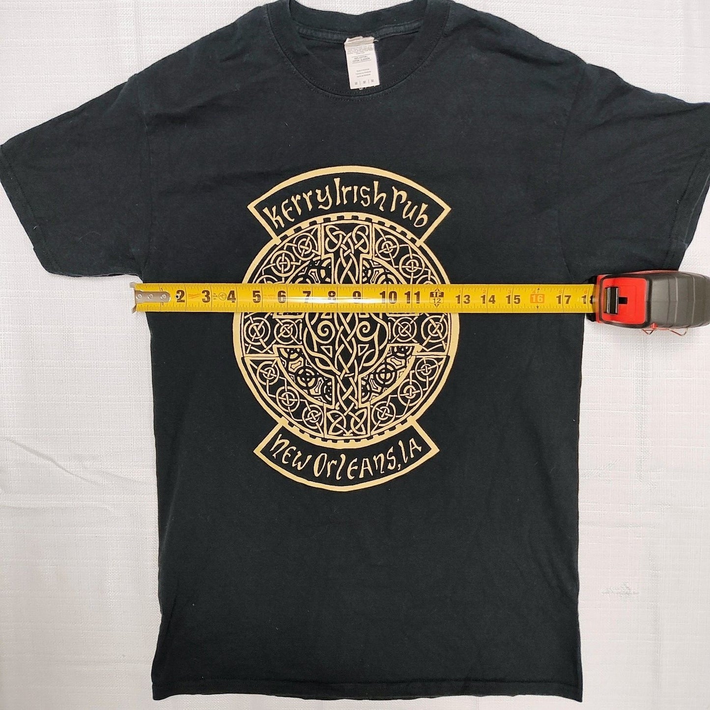 Kerry Irish Pub New Orleans, Louisiana Celtic Knot Graphic T-Shirt (Small)