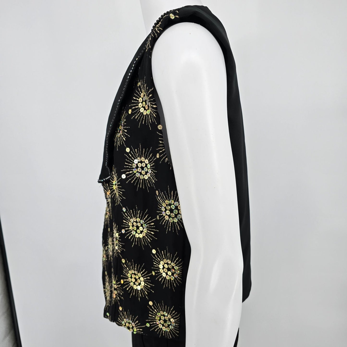Vintage 1990s Rivar's Stagewear Black Sunburst Sequin Rhinestone Trim Vest (L)