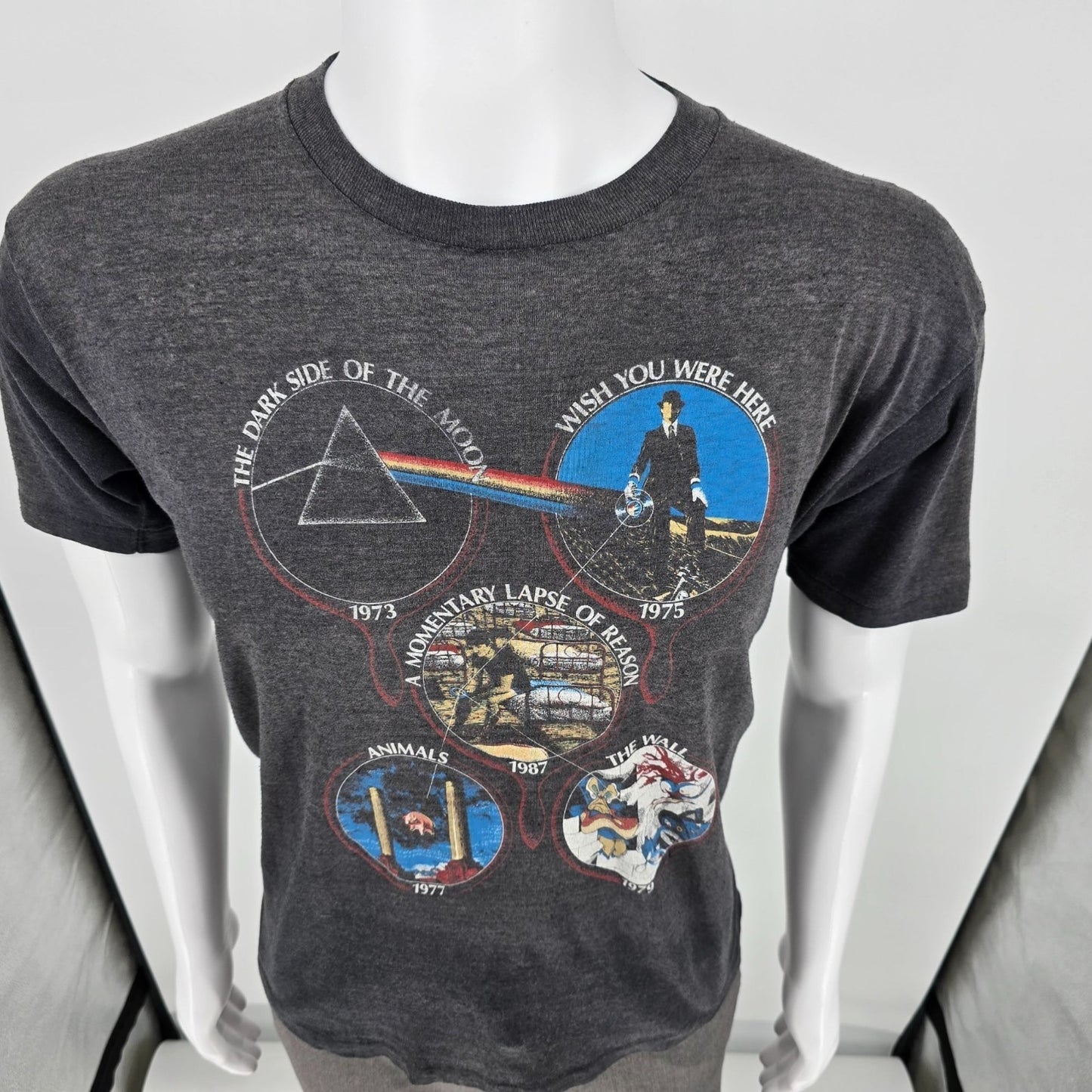 Distressed Vintage 1987 Pink Floyd A Momentary Lapse of Reason Gray T-Shirt (M)