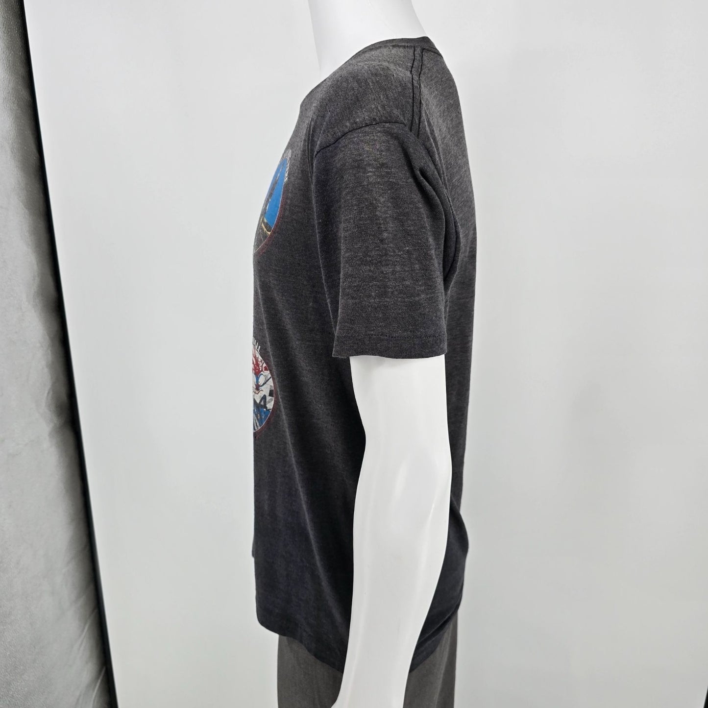 Distressed Vintage 1987 Pink Floyd A Momentary Lapse of Reason Gray T-Shirt (M)