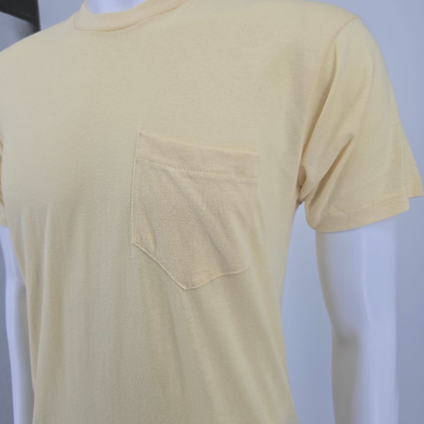 Vintage 1980s Cinderella Knitting Miller Pale Yellow Selvedge Pocket T-Shirt (M)