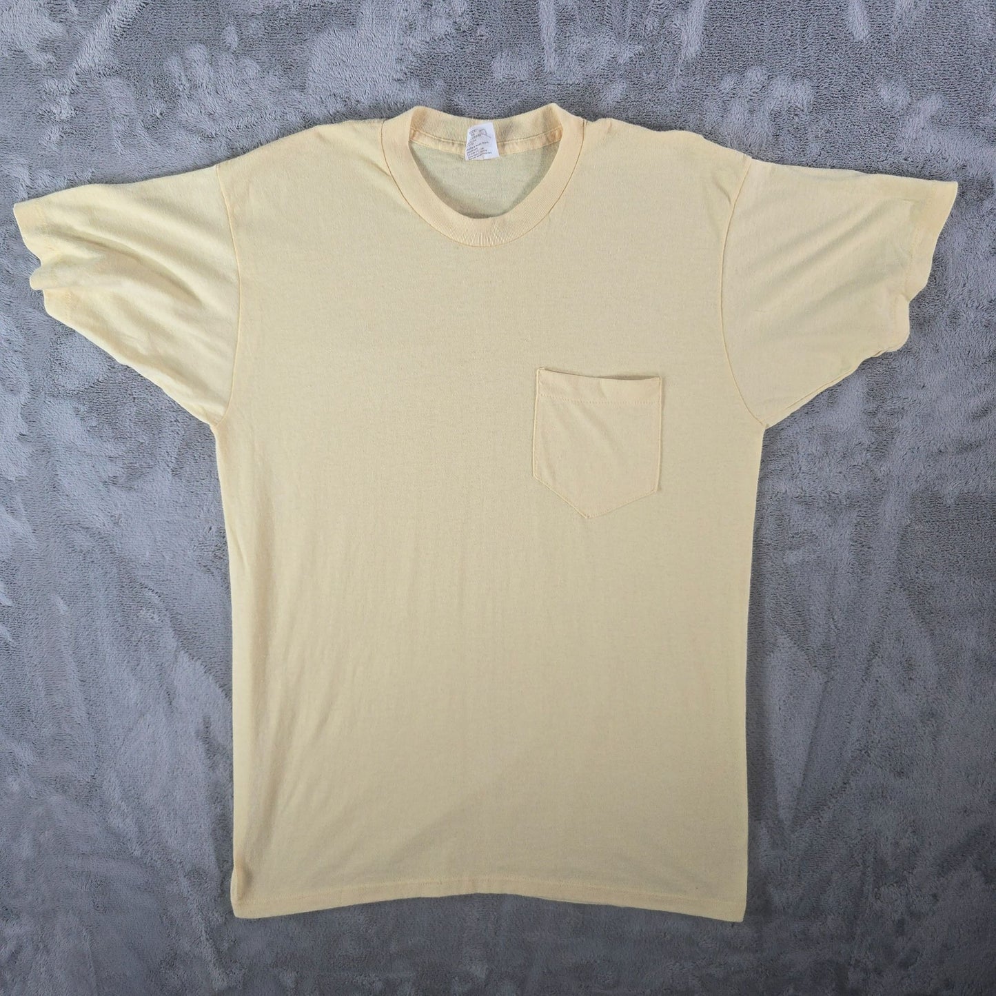 Vintage 1980s Cinderella Knitting Miller Pale Yellow Selvedge Pocket T-Shirt (M)