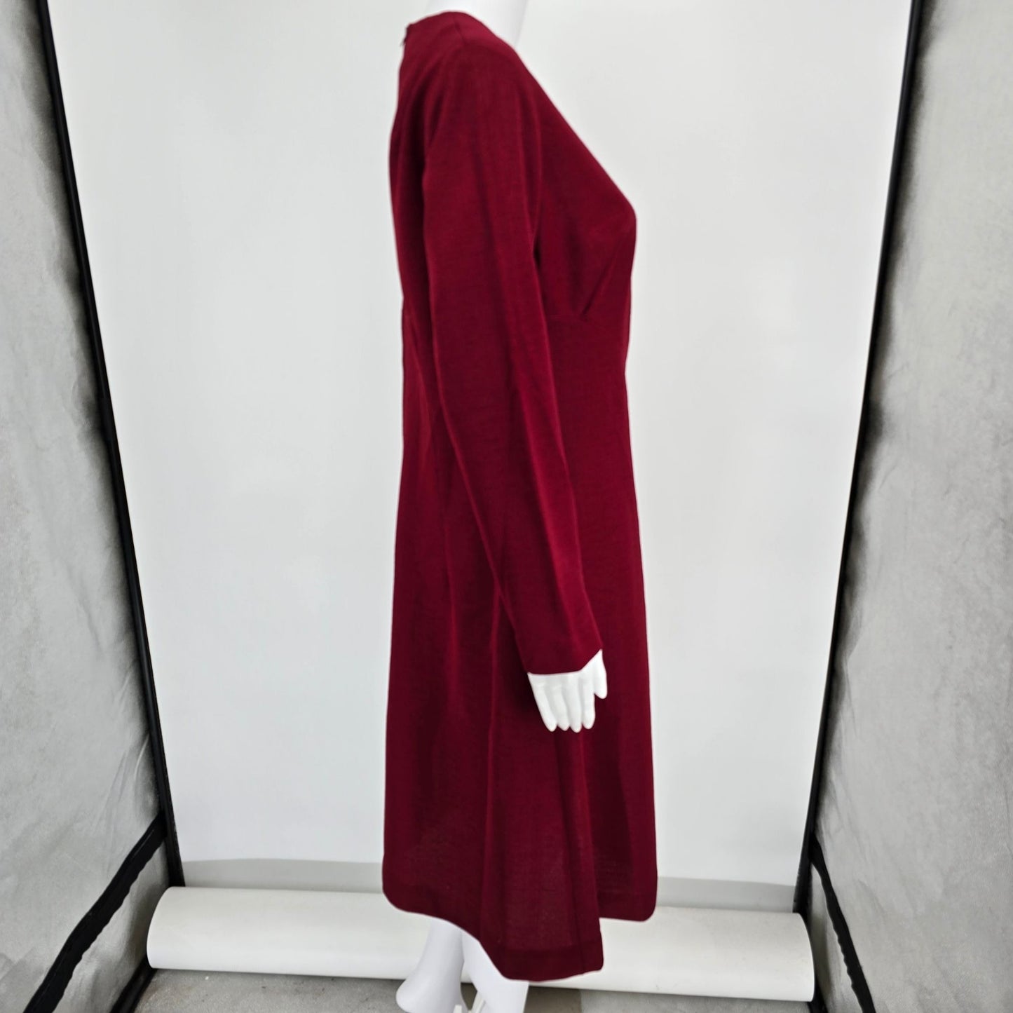 Vintage 1970s Burgundy Textured Long Sleeve Back Zip A-Line Midi Dress (M/L)