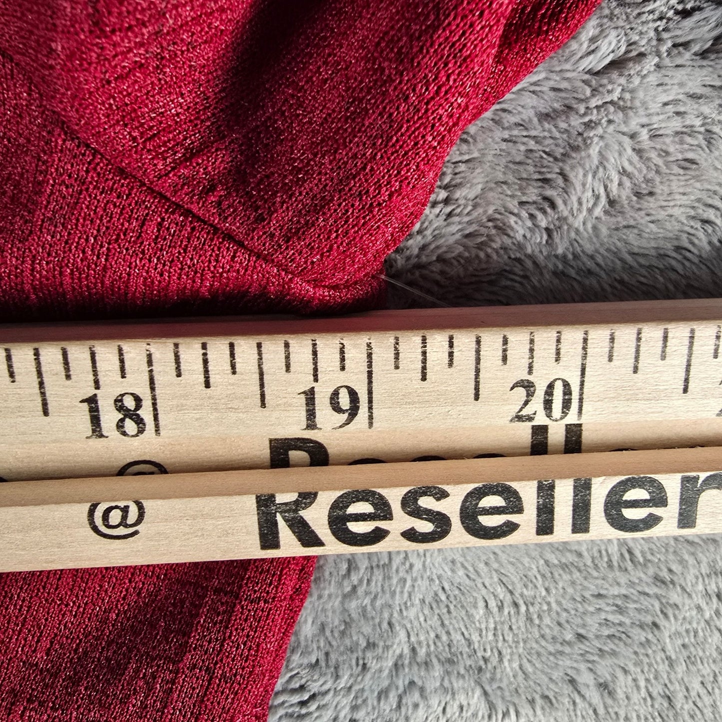 Vintage 1970s Burgundy Textured Long Sleeve Back Zip A-Line Midi Dress (M/L)