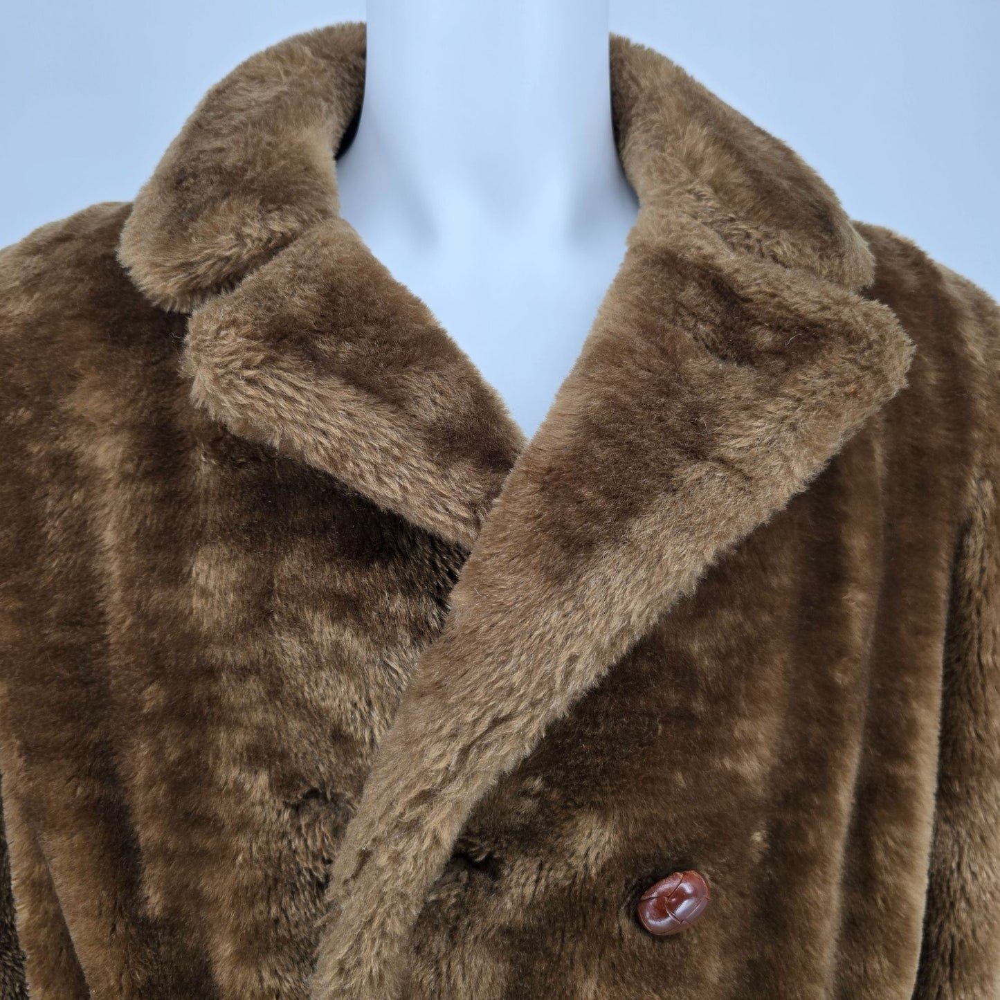 Vintage 1970s Zero King Men's Brown Trevira Faux Fur Double-Breasted Coat (M/L)