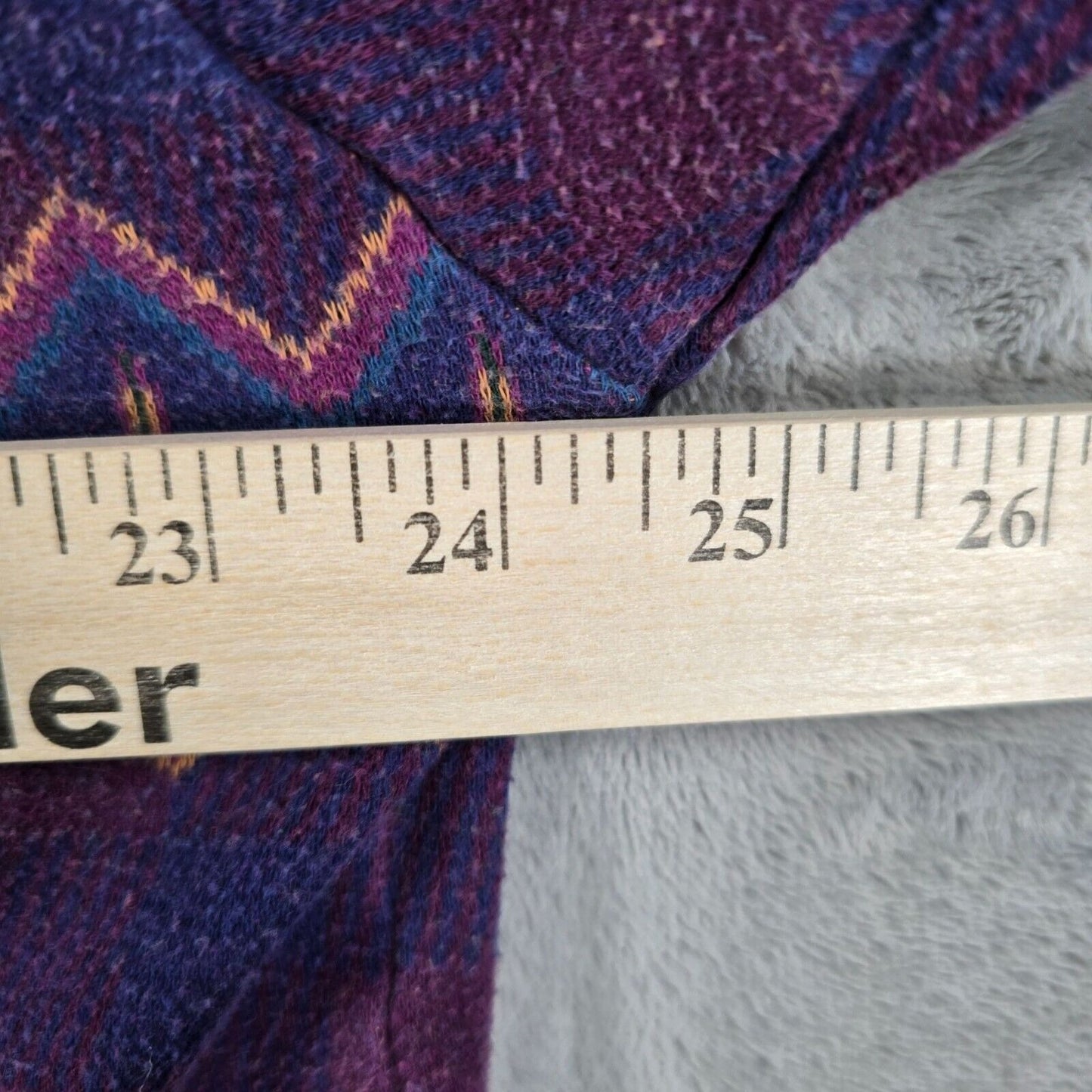 Vintage 1990s Guess Classics Aztec Pattern Long Sleeve Knit Polo (Large)