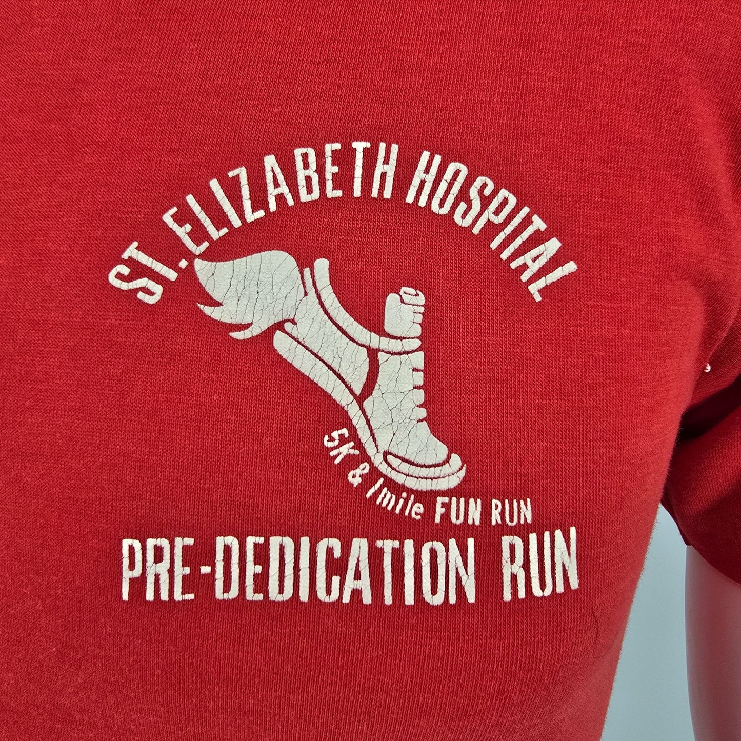 Vintage 1980s St. Elizabeth Hospital Danville Illinois 5K Run T-Shirt (S)