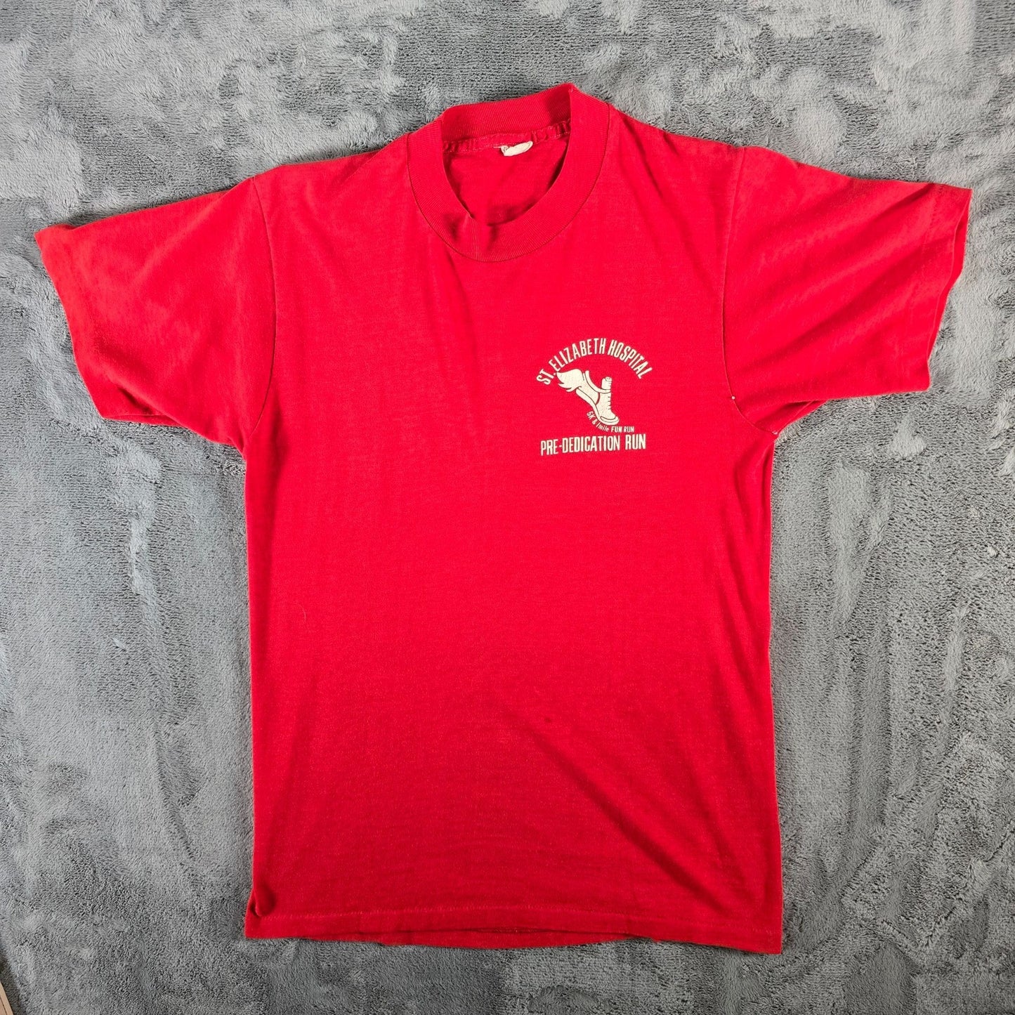 Vintage 1980s St. Elizabeth Hospital Danville Illinois 5K Run T-Shirt (S)