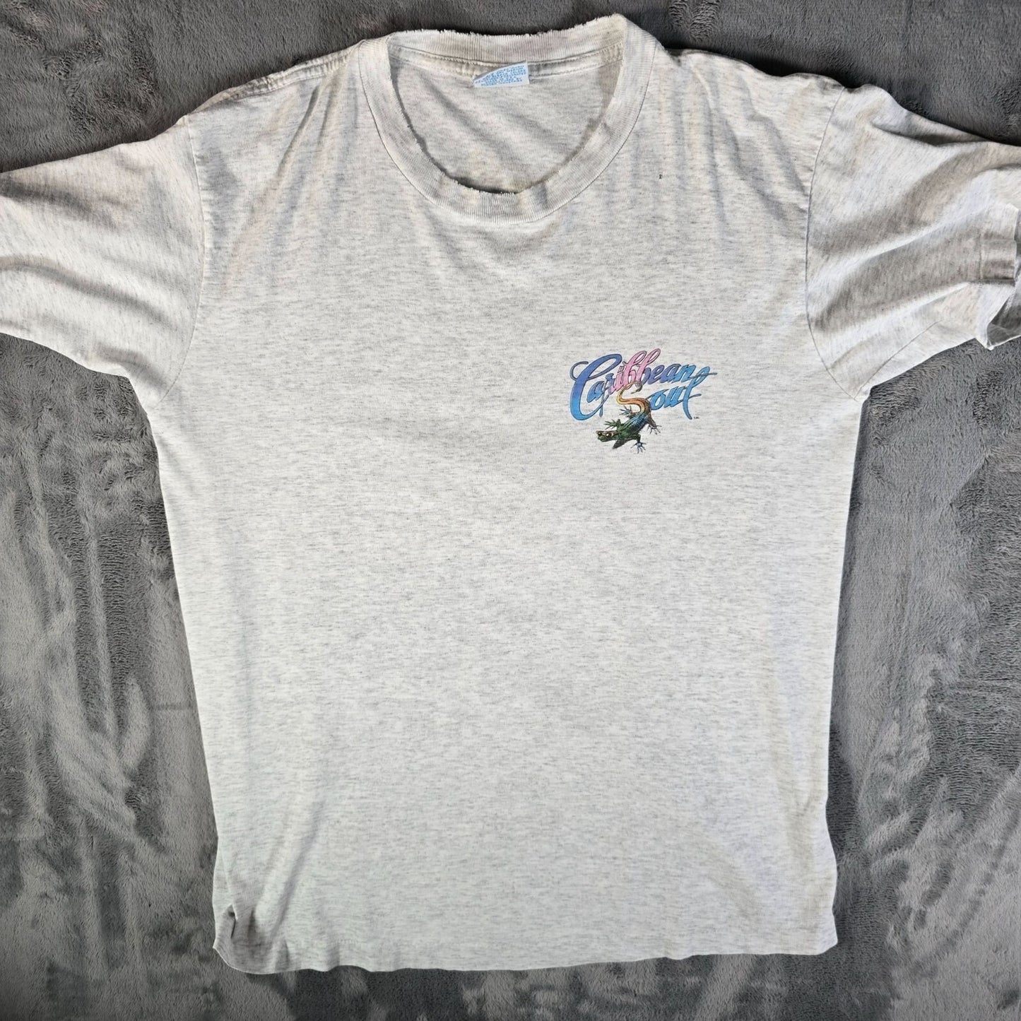 Vintage 1990s Caribbean Soul Damsel in Distress Lobster Graphic T-Shirt (L)