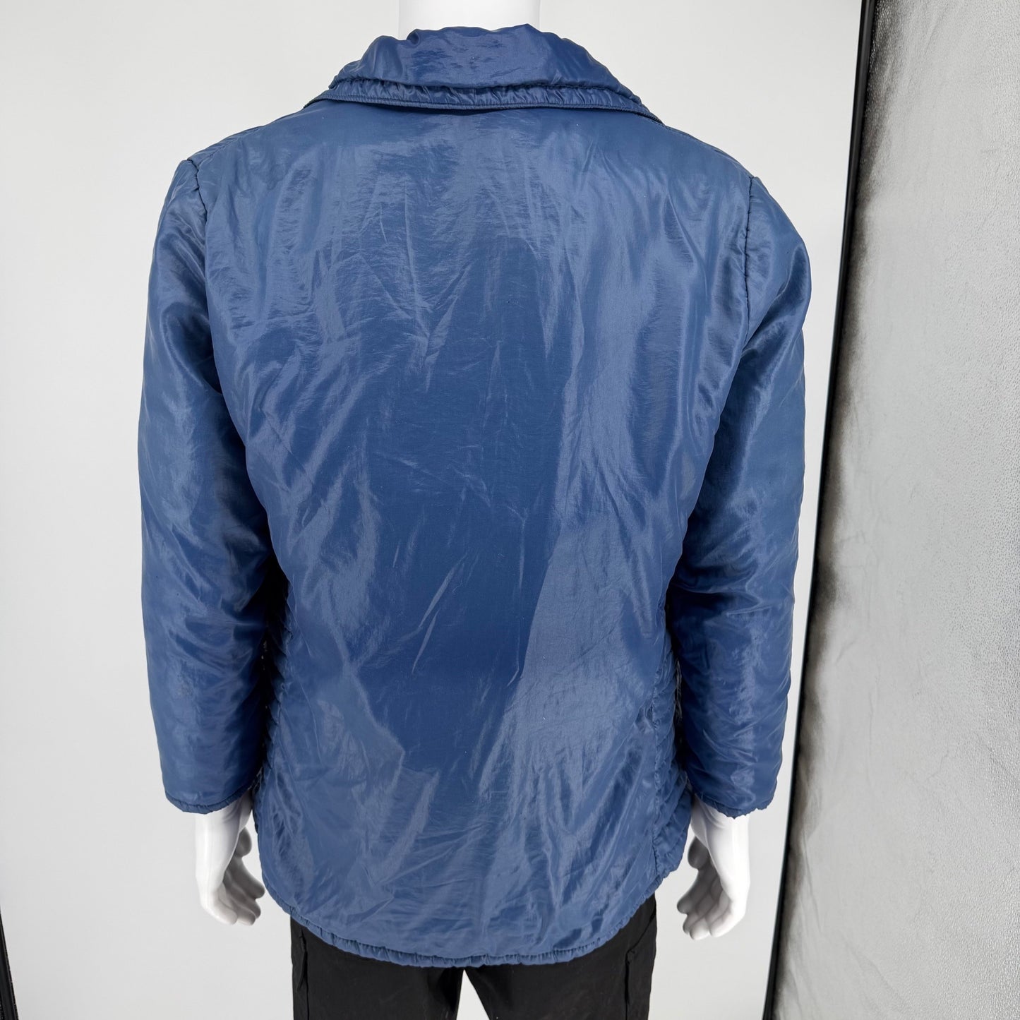 Vintage 1970s Sears Men's Blue Nylon Zip-Pocket Insulated Jacket (Medium)