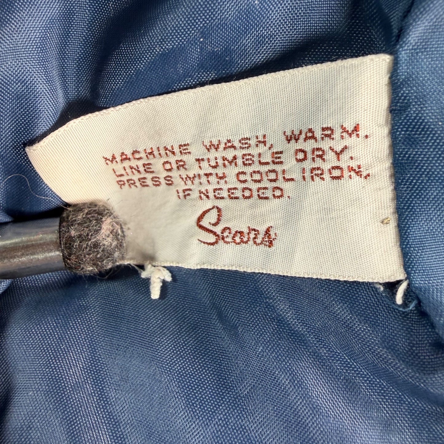 Vintage 1970s Sears Men's Blue Nylon Zip-Pocket Insulated Jacket (Medium)