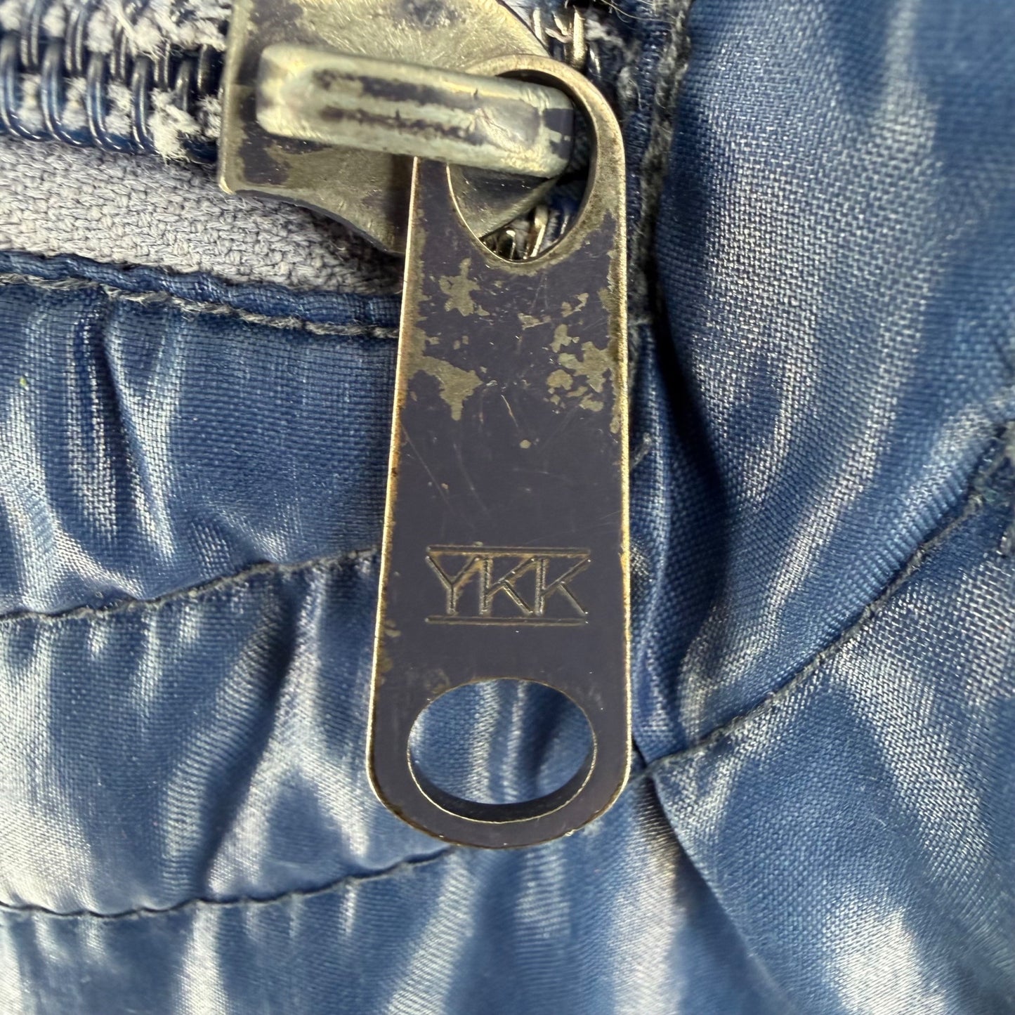 Vintage 1970s Sears Men's Blue Nylon Zip-Pocket Insulated Jacket (Medium)