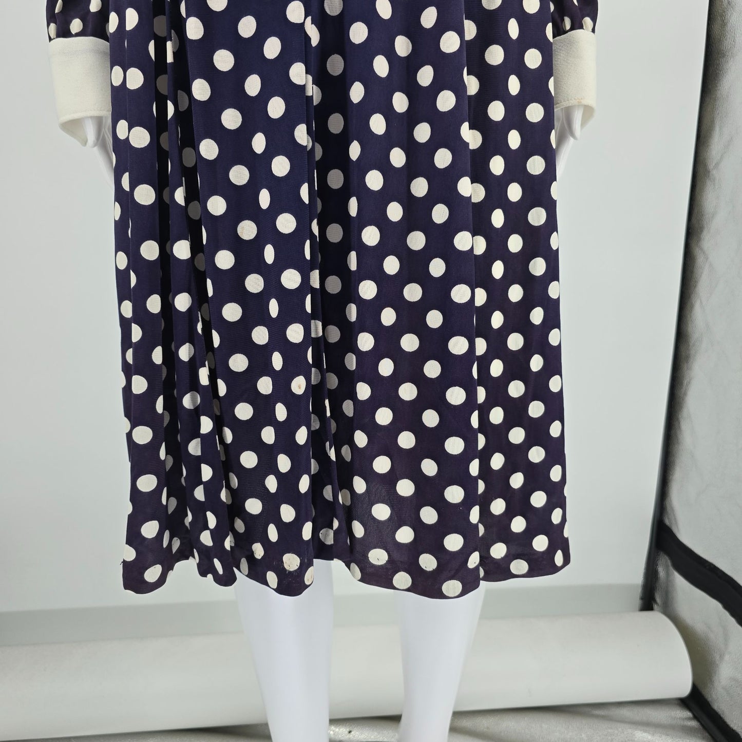 Vintage 1970s Purple Polka Princess Seam Fit-and-Flare Midi Shirt Dress (M)