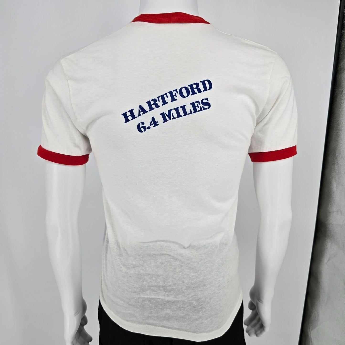 Vintage 1980s Dannon Road Runners Club Hartford 6.4 Miles Ringer T-Shirt (S)