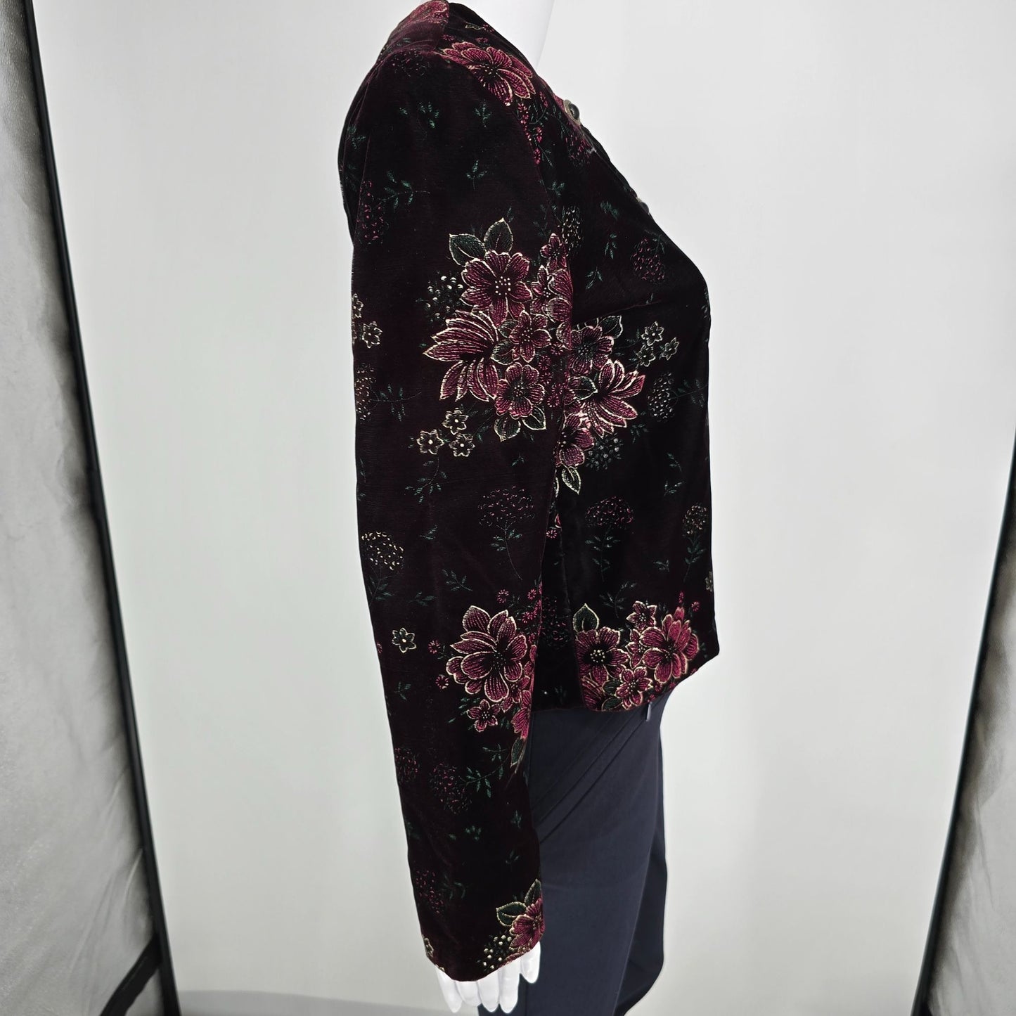 Vintage 1990s J.B.T. Sport by Fritzi Floral Velvet Jacket (Petite Medium)