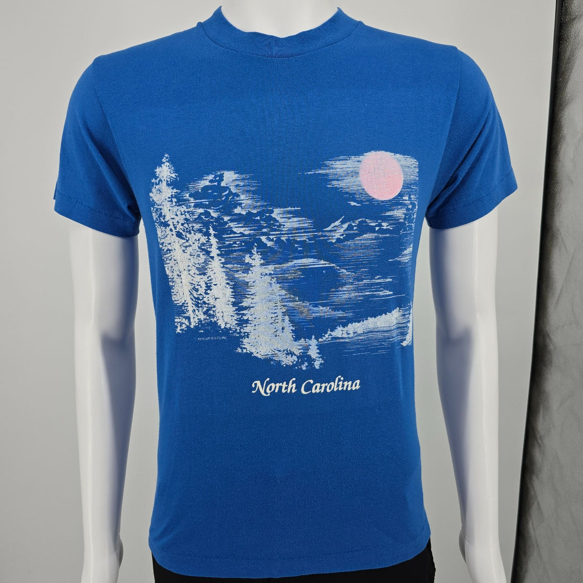 Vintage 1980s Selec-T/Air Waves North Carolina Moon Graphic Souvenir T-Shirt (S)