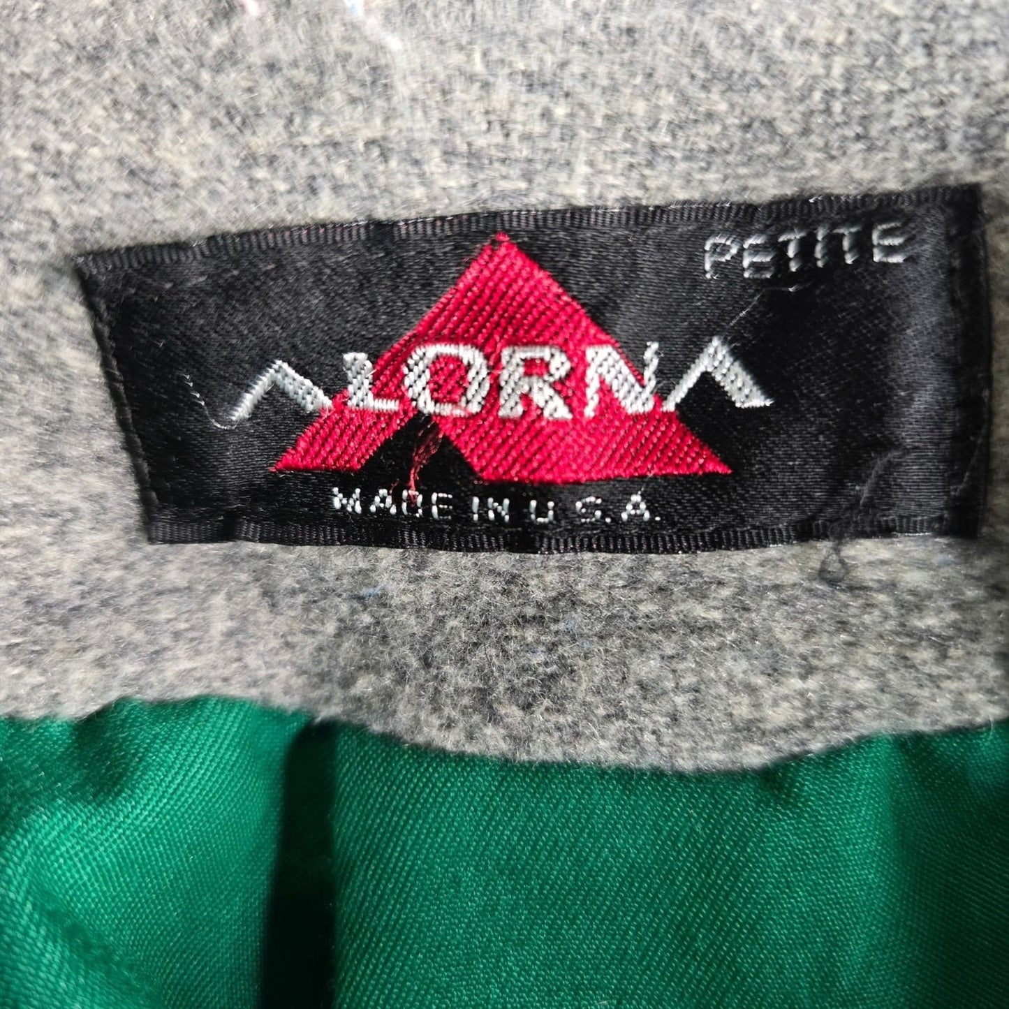 Distressed Vintage 1980s Alorna Petite Gray Wool Blend Long Coat (XXL/XXXL)