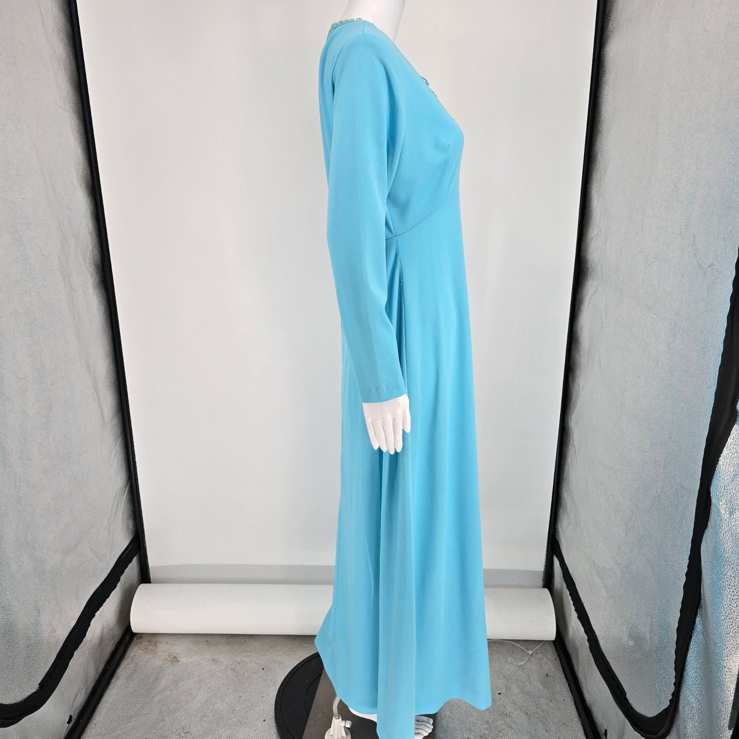 Vintage 1970s Aqua Blue Lace Neckline Long Sleeve Maxi Dress Gown (Size 10/M)