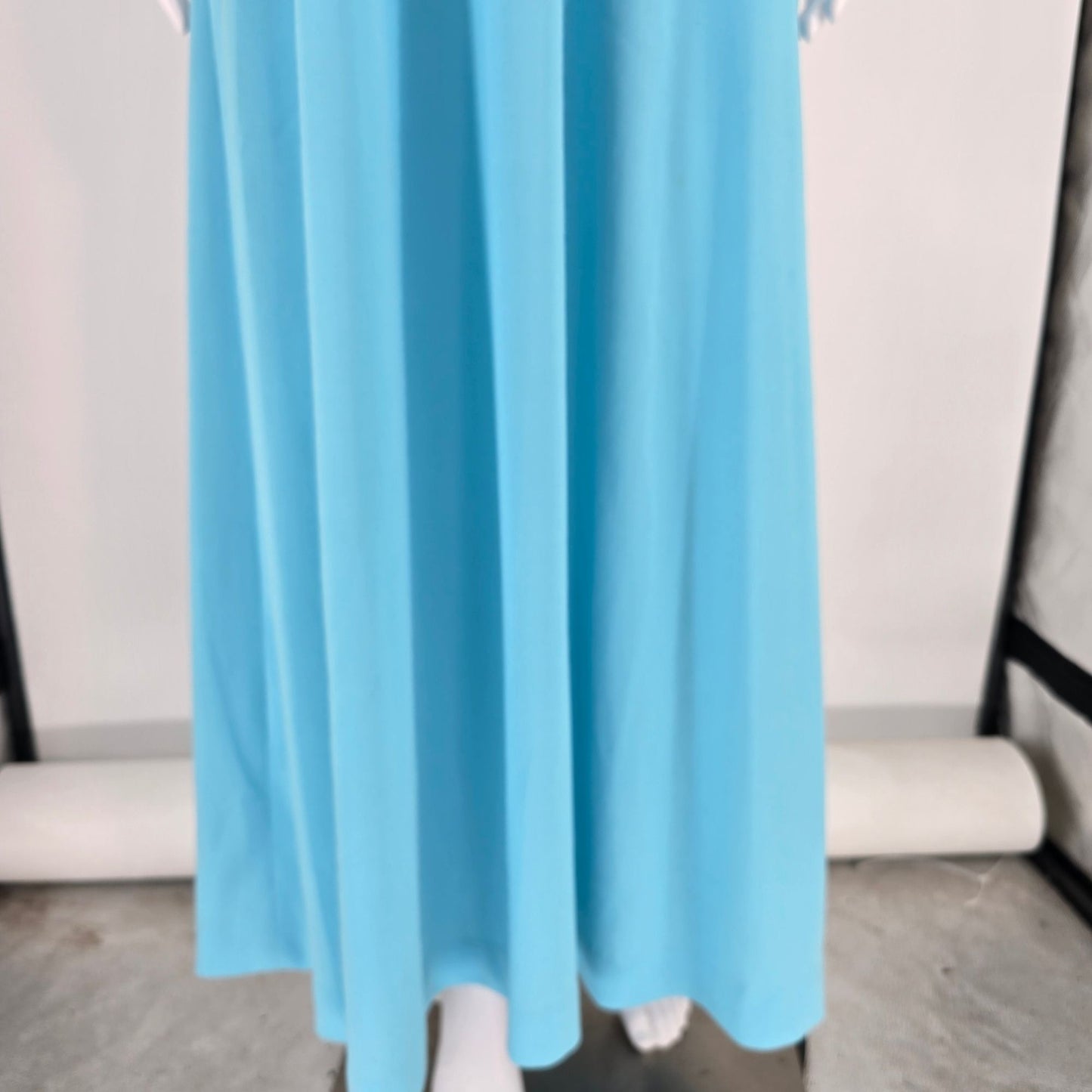 Vintage 1970s Aqua Blue Lace Neckline Long Sleeve Maxi Dress Gown (Size 10/M)