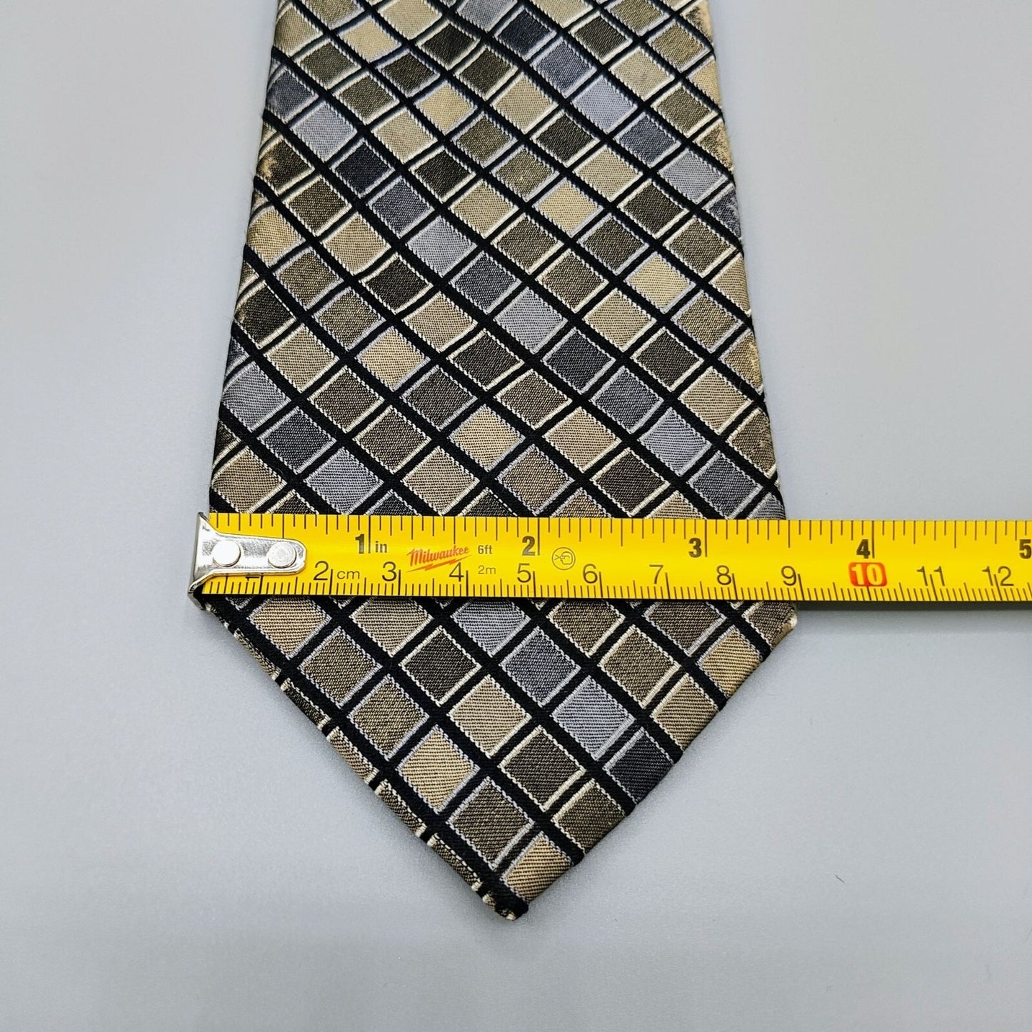 Perry Ellis Portfolio Mens Geometric Checkered Silk Tie (Fair/Good Condition)