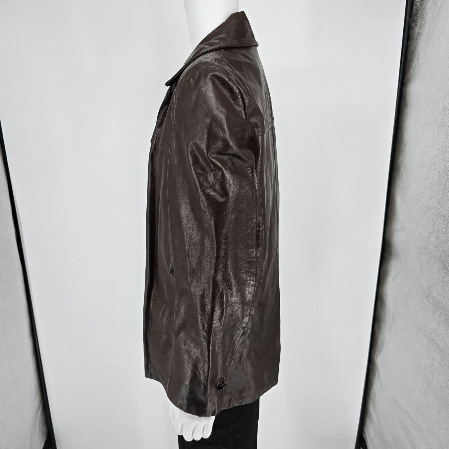 Vintage 1970s Montgomery Ward Men's Brown Leather Car Coat (Size 42/Large)
