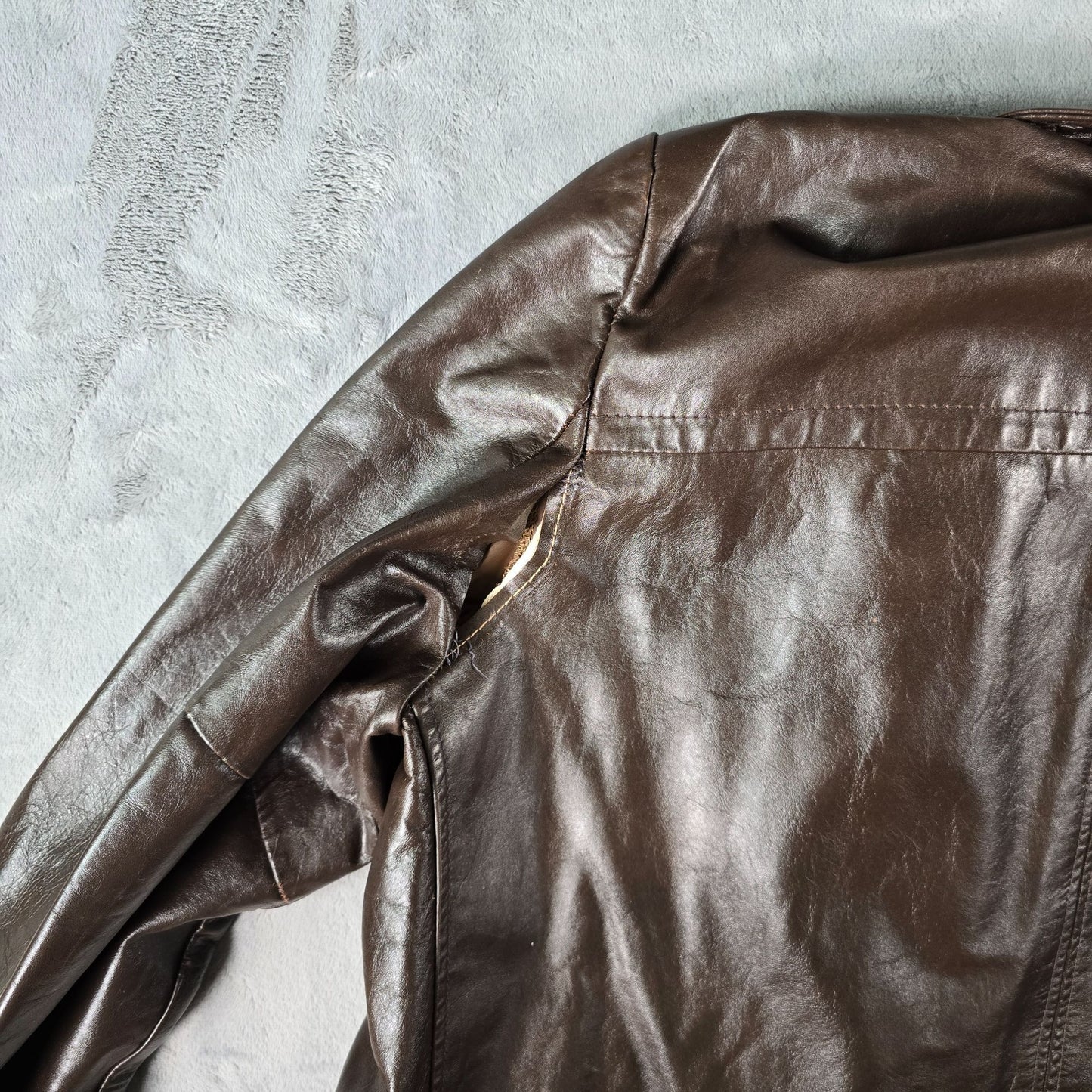 Vintage 1970s Montgomery Ward Men's Brown Leather Car Coat (Size 42/Large)