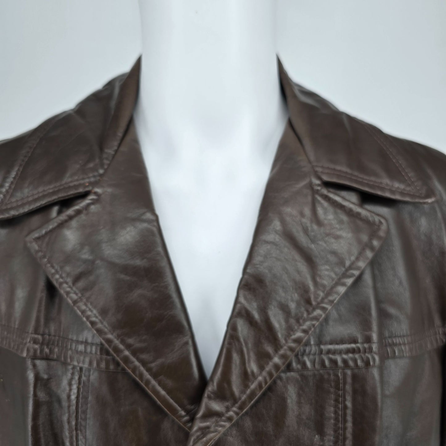 Vintage 1970s Montgomery Ward Men's Brown Leather Car Coat (Size 42/Large)