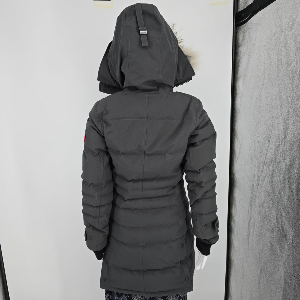 2010s Canada Goose 2090L Lorette Hooded Coyote Trim Down Parka (Women's XS)