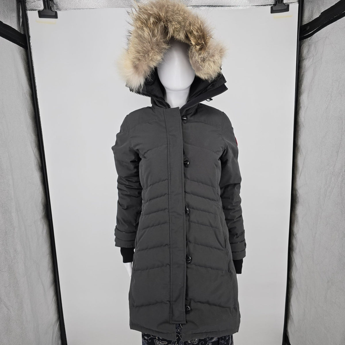 2010s Canada Goose 2090L Lorette Hooded Coyote Trim Down Parka (Women's XS)