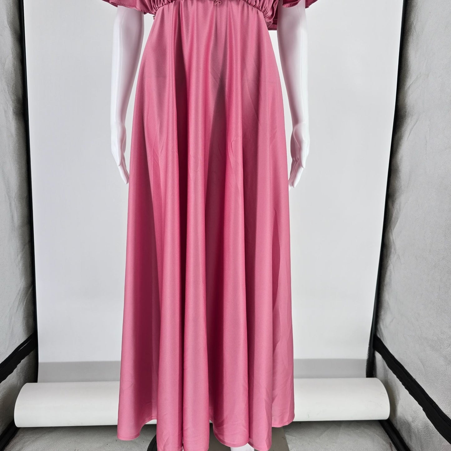 Vintage 1970s Unbranded Lace Neck Pink Flutter Sleeve Maxi Hostess Dress (XS)