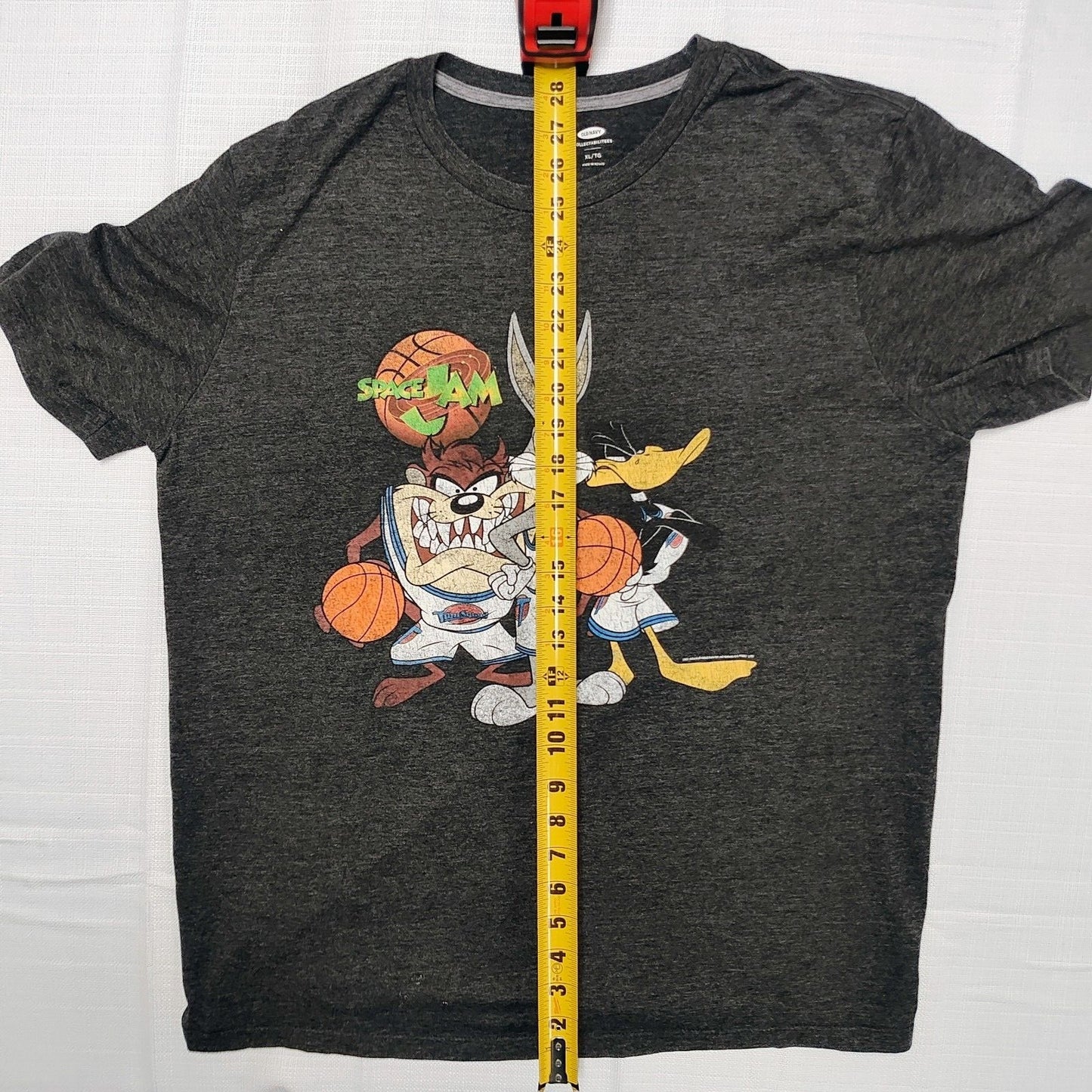 Old Navy Collectabilitees Space Jam Bugs Bunny, Daffy, & Taz Graphic T-Shirt