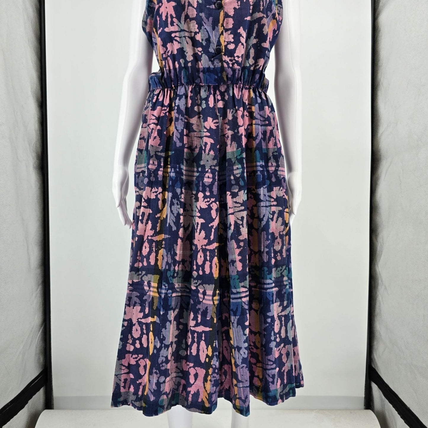Vintage 1990s Blue/Pink Batik Elastic Waist Sleeveless Midi Sundress (L)