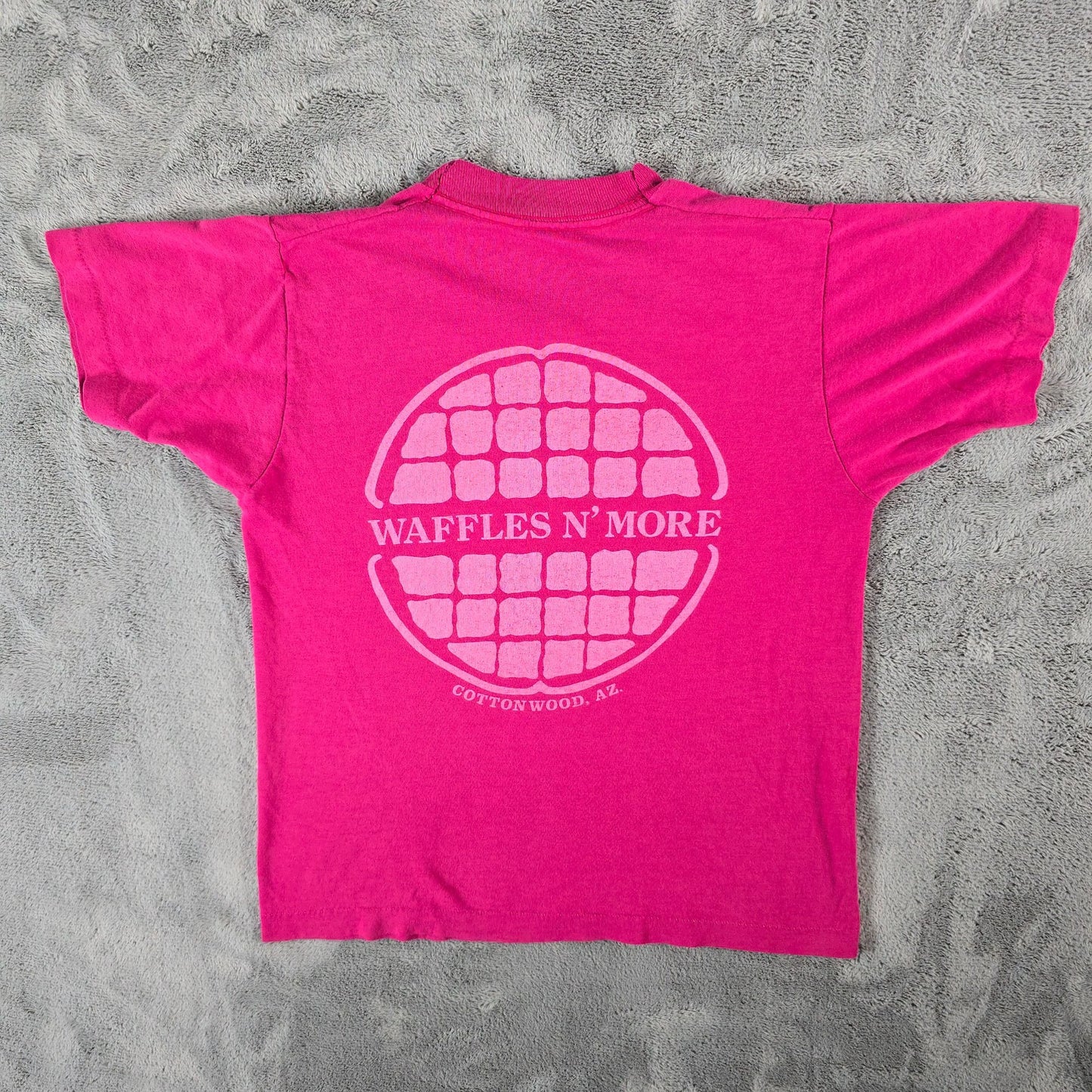 Vintage 1980s Kids Waffles N' More Cottonwood Arizona T-Shirt (Youth Medium)