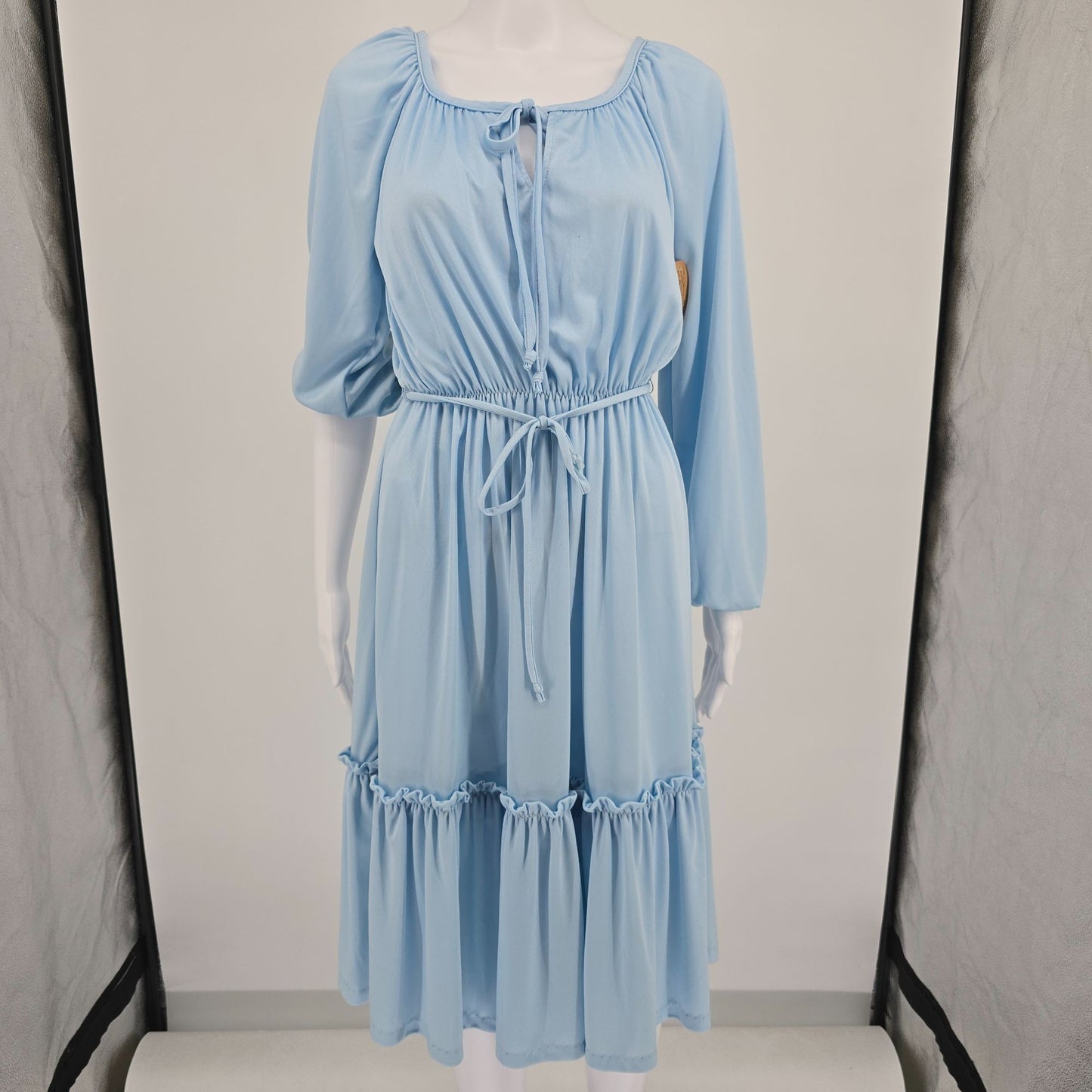 Vintage 1970s Light Blue Elastic Waist Blouson Sleeve Peasant Dress (M)