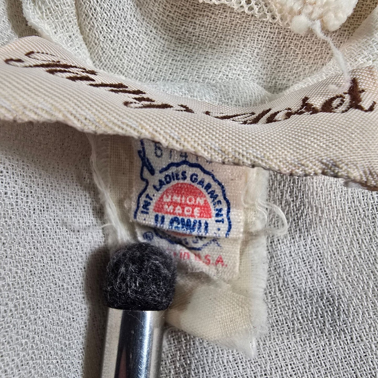 Vintage 1970s Patty's Closet Lace Yoke Semi-Sheer Victorian/Prairie Blouse (M)