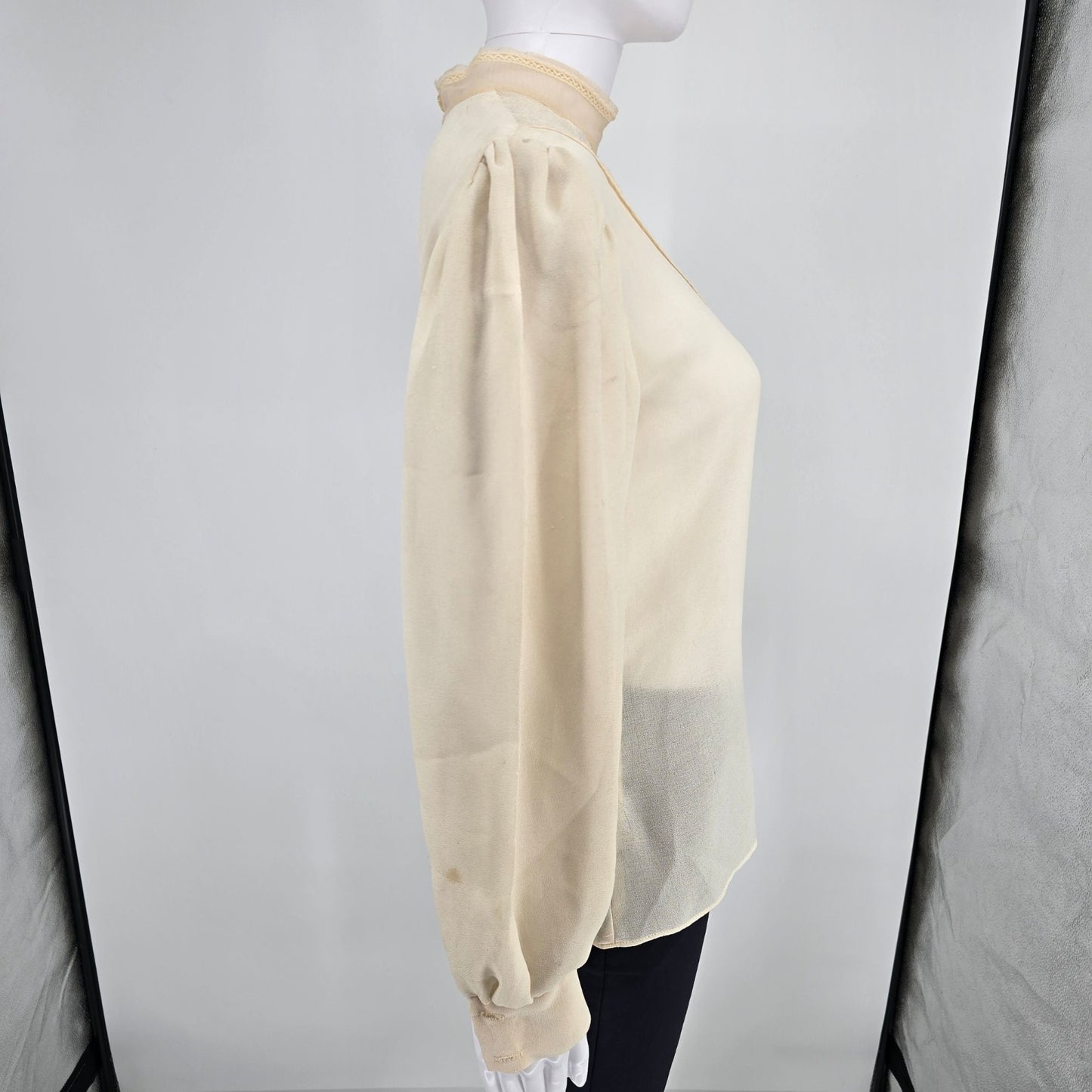 Vintage 1970s Patty's Closet Lace Yoke Semi-Sheer Victorian/Prairie Blouse (M)