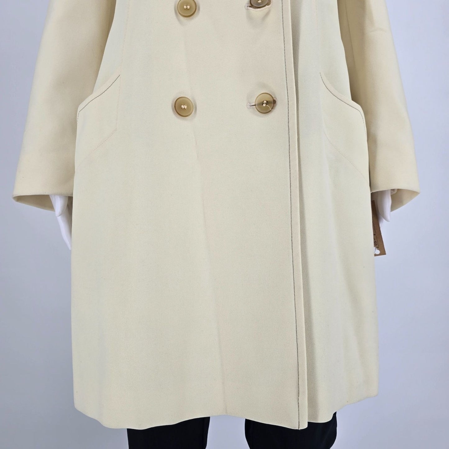 Vintage 1970s London Fog Maincoats Ivory Double-Breasted Walking Coat (M)
