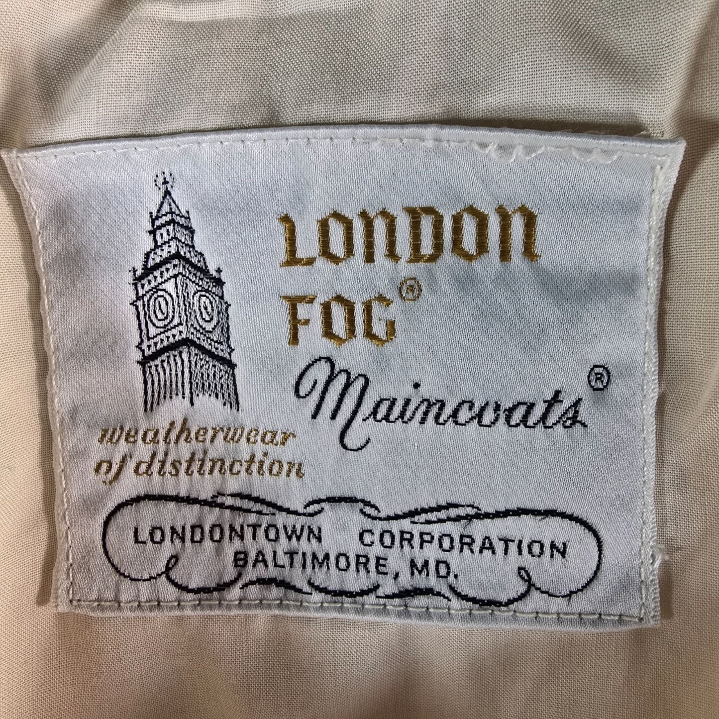 Vintage 1970s London Fog Maincoats Ivory Double-Breasted Walking Coat (M)