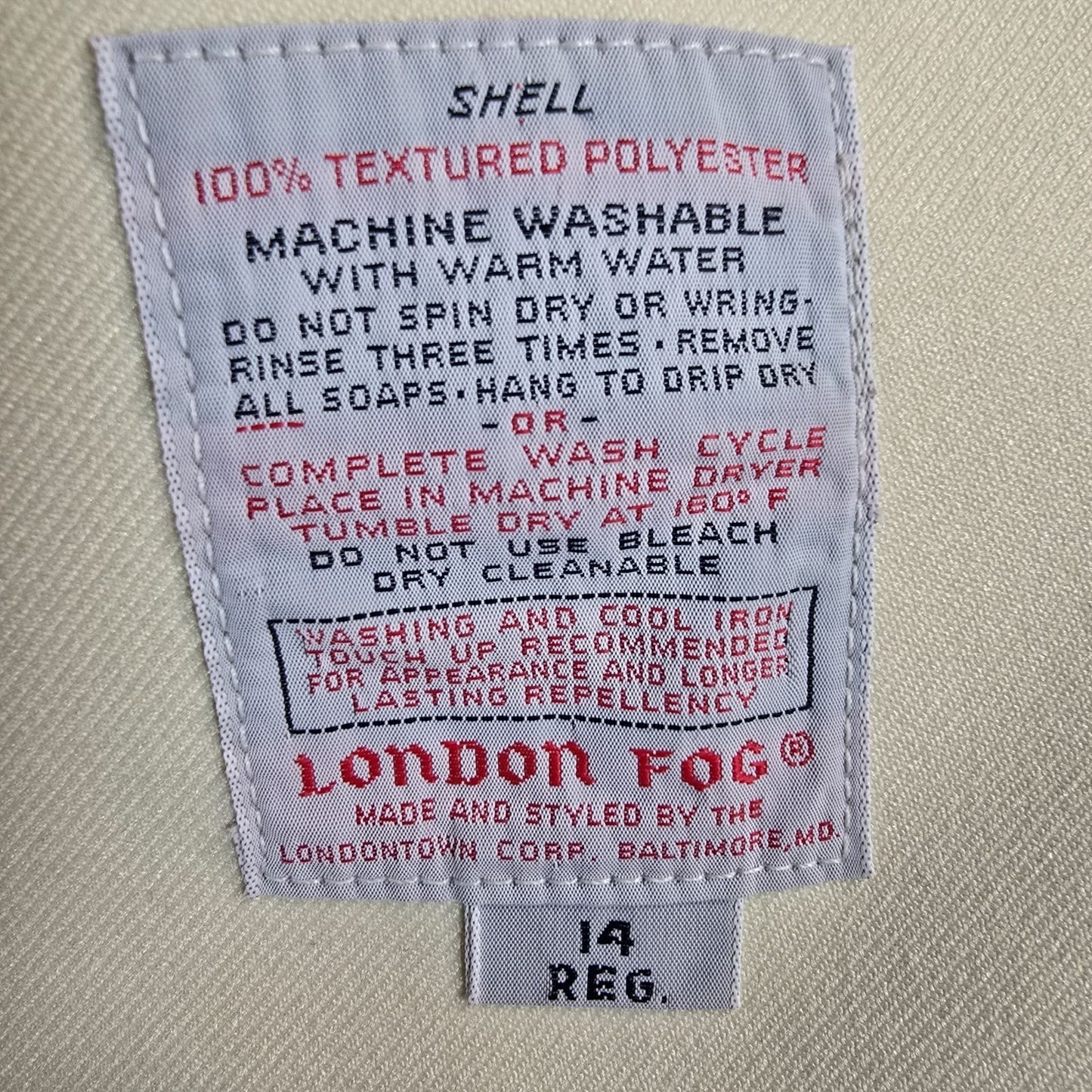 Vintage 1970s London Fog Maincoats Ivory Double-Breasted Walking Coat (M)