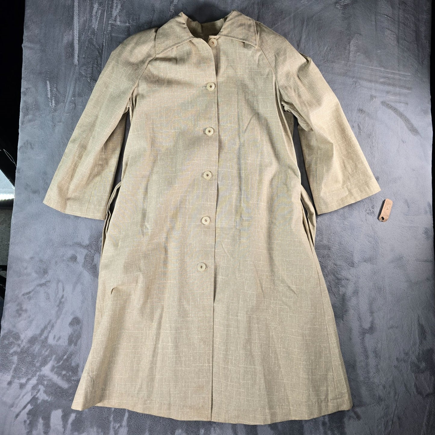 Vintage Early 1970s Beige Linen-Look Belted Coat w/ Botanical Print Lining (L)