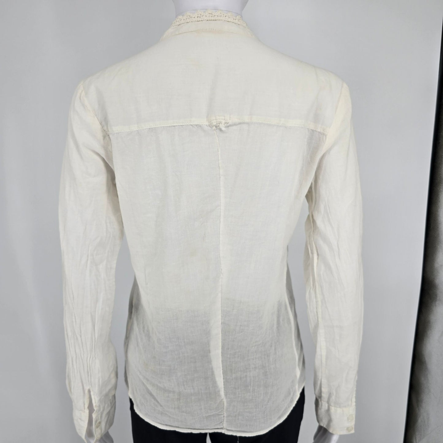 Distressed Vintage Y2K Cream Pintuck Pleated Lace Trim Boho/Victorian Blouse (M)