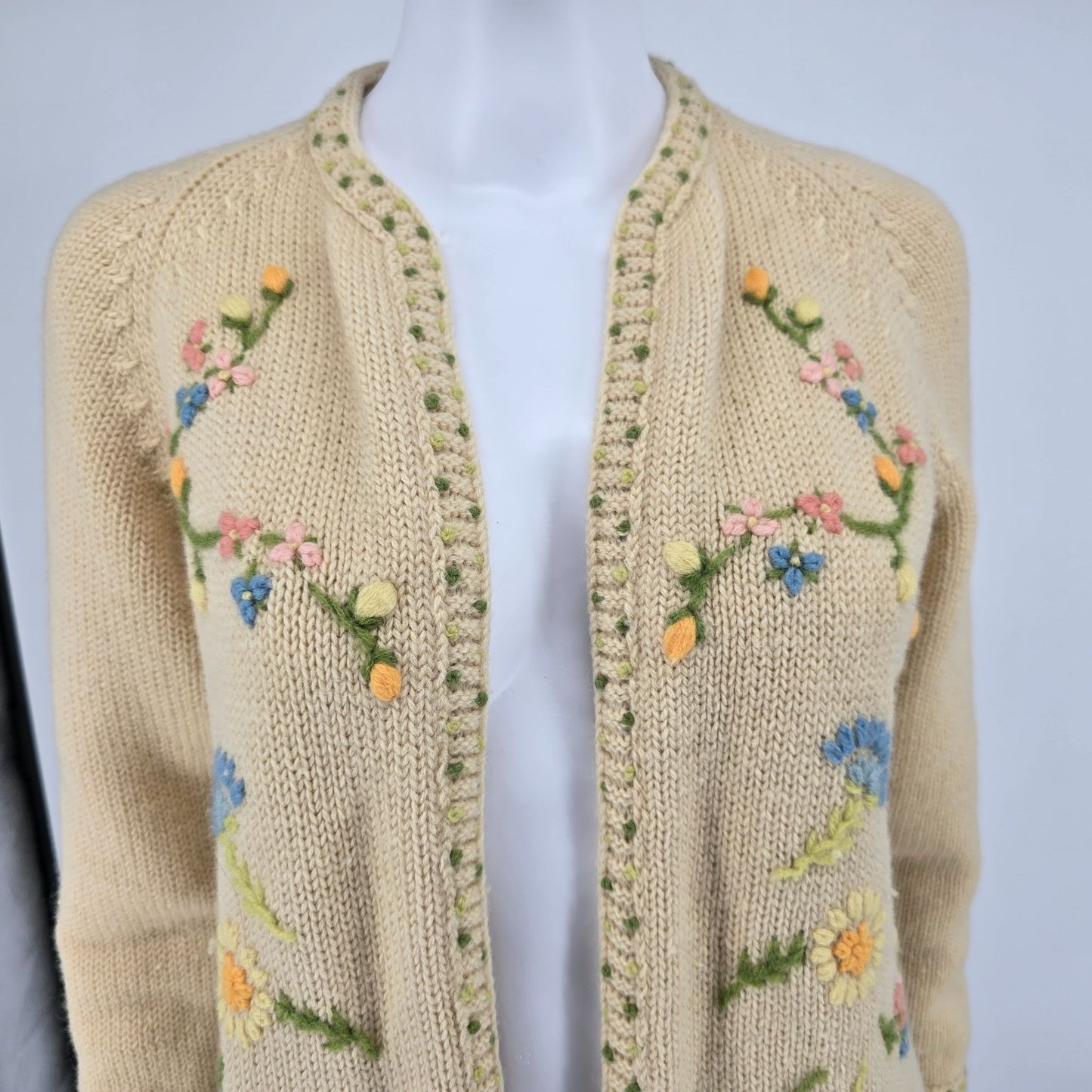Vintage 1970s Nat Allen Women's Virgin Wool Hand Embroidered Floral Cardigan