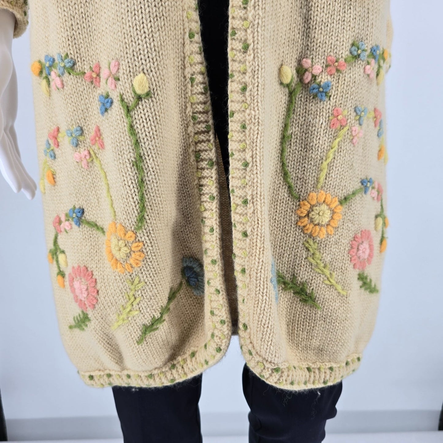 Vintage 1970s Nat Allen Women's Virgin Wool Hand Embroidered Floral Cardigan