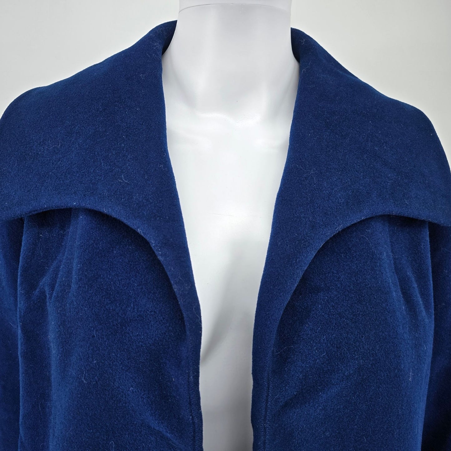 Damaged Vintage 1980s Aquascutum Women's Navy Blue Open Front Wool Jacket (L)