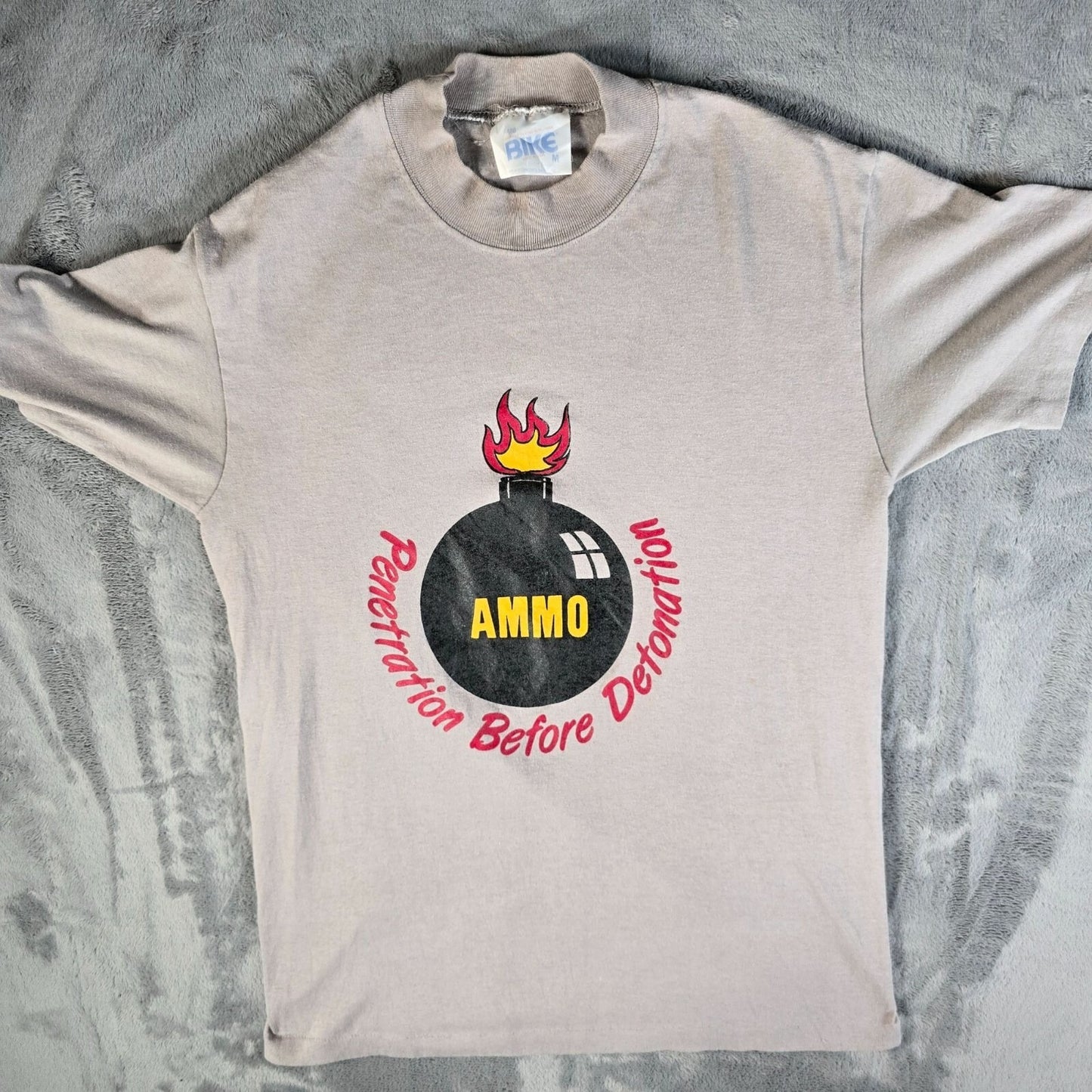 Vintage 1980s USAF Ammo Troops "Penetration Before Detonation" T-Shirt (S/M)