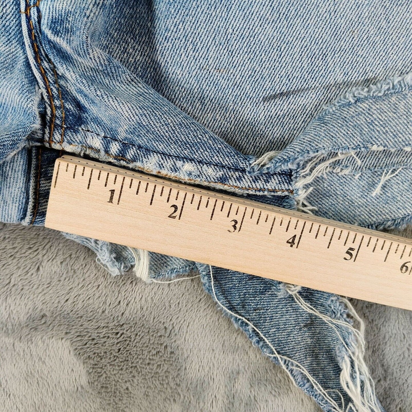 Vintage 1991 Levi's 501XX DIY Blue Denim Cutoff Jean Shorts (W33)
