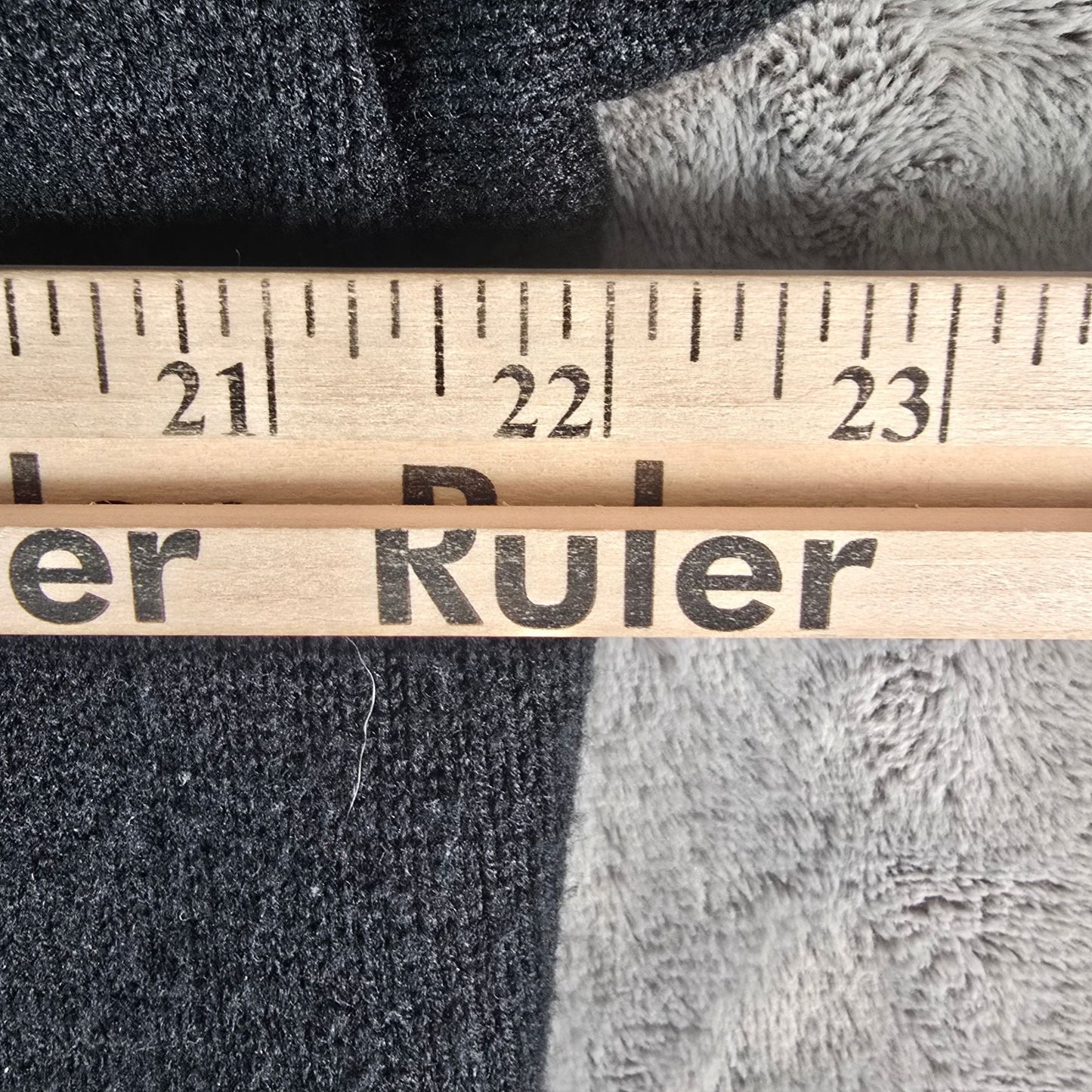 Vintage 1980s Knitivo II Women's Black Acrylic Open Front Cardigan Sweater (L)